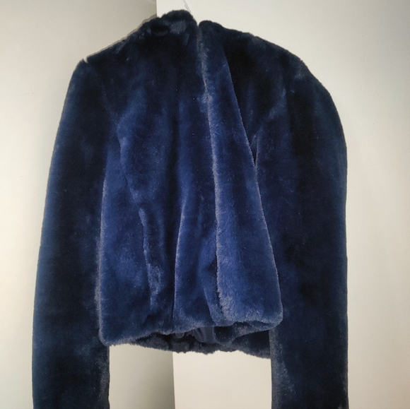 Rachel Zoe Fuzzy hooded jacket - Picture 2 of 3